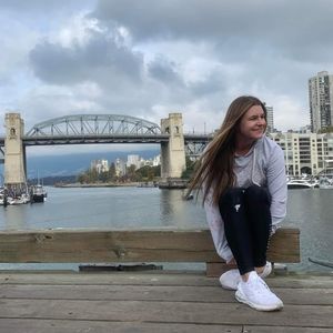 Meet your Posher, Riki